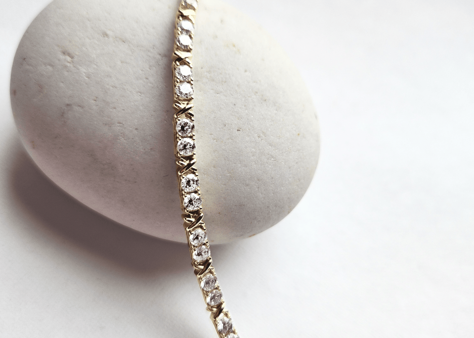 The Problem With Traditional “Mom Jewelry” — And What Moms Actually Want