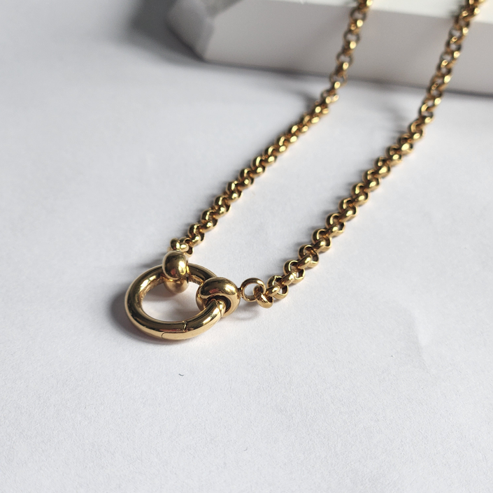 Belcher Rolo Chain Necklace with Classic Circular Annex Ring