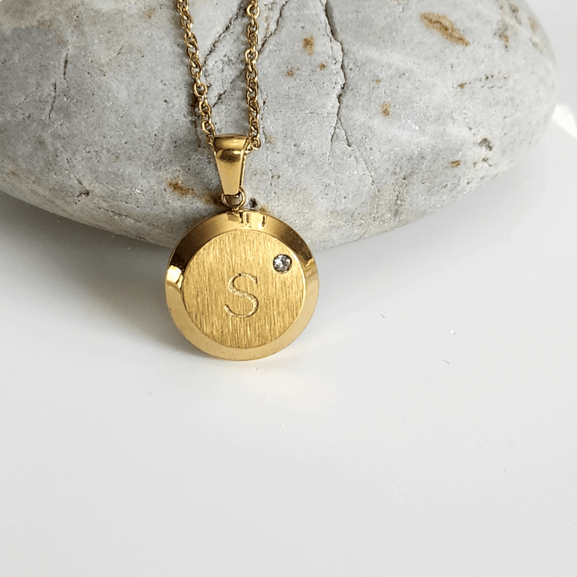 Circular Initial Necklace with Diamond