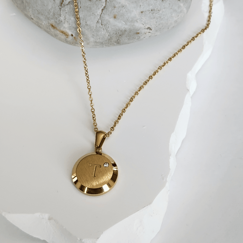 Circular Initial Necklace with Diamond