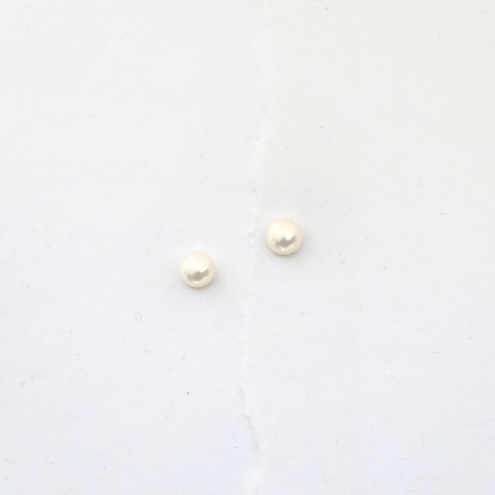 Classic Pearl Studs
