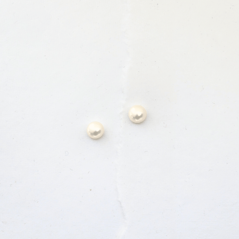 Classic Pearl Studs